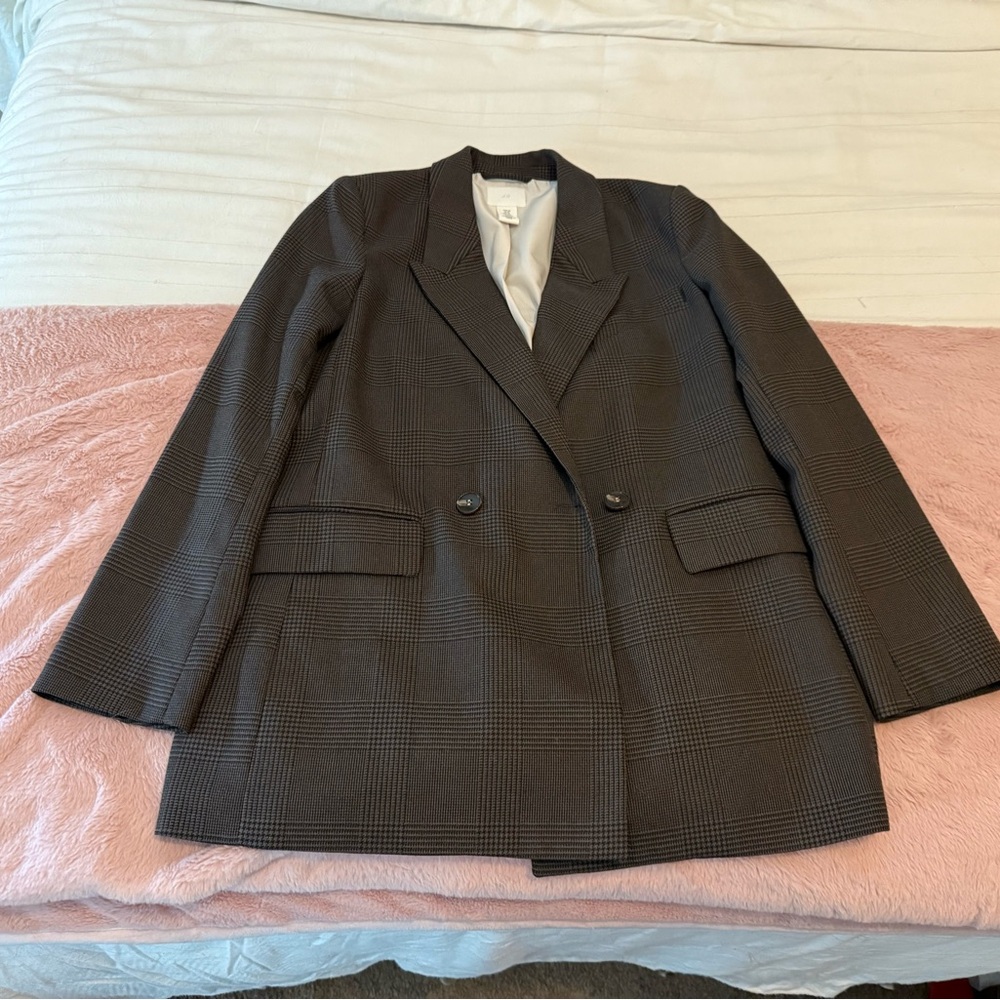H&M Gray Oversized Blazer with Notched Lapels